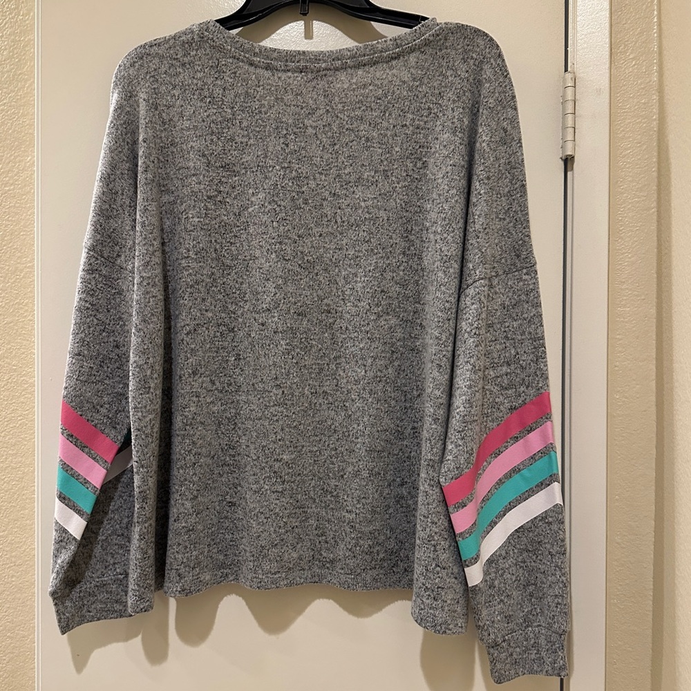 ♦️Gray Marble Sweater♦️ - Picture 4 of 4